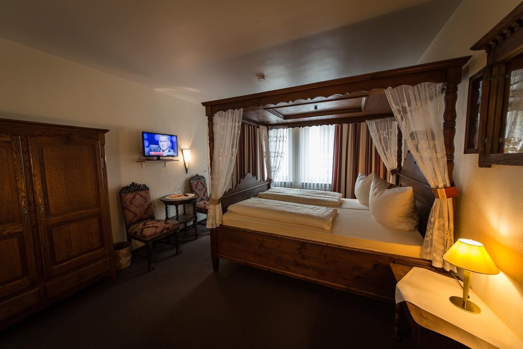 Alte Thorschenke Hotel Cochem Luaran gambar